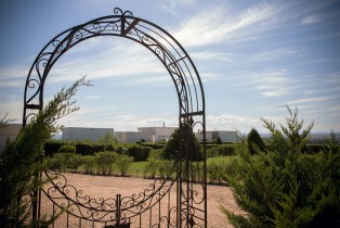 Venue-photos-frontarch