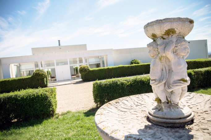 Venue-photos-housefront